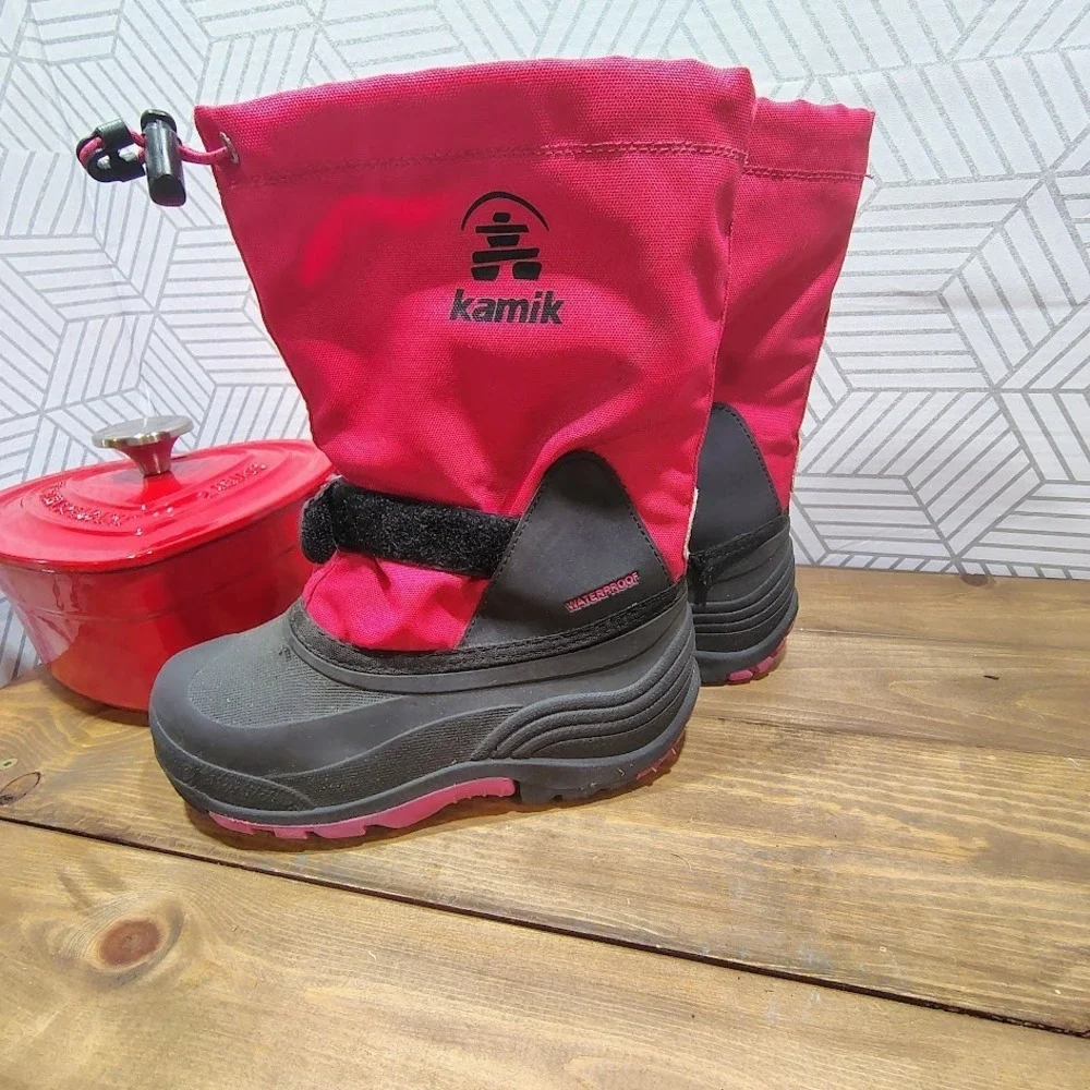 Kamik Youth Snow Boots Size 2‎ Pink Waterproof Insulated Winter Cold Weather
